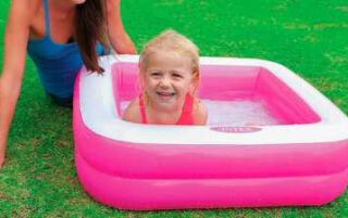 Надувний басейн для дітей — огляд кращих моделей від популярних брендів з описом і характеристиками